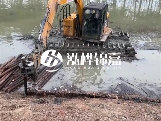 河道木材松木樁怎么選？河道工程用什么規(guī)格松木樁？
