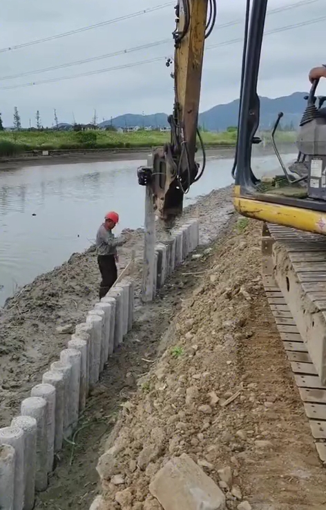 水泥樁批發(fā)廠家泓樺錦嘉 - 水泥圓樁的價(jià)格如何計(jì)算？